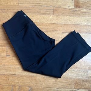 Lululemon wunder under black leggings